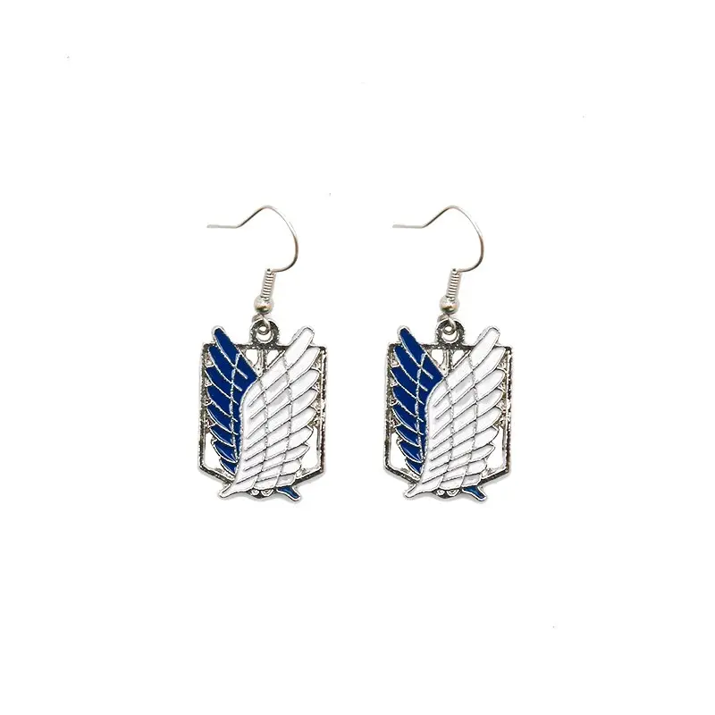 Aretes de Attack On Titan